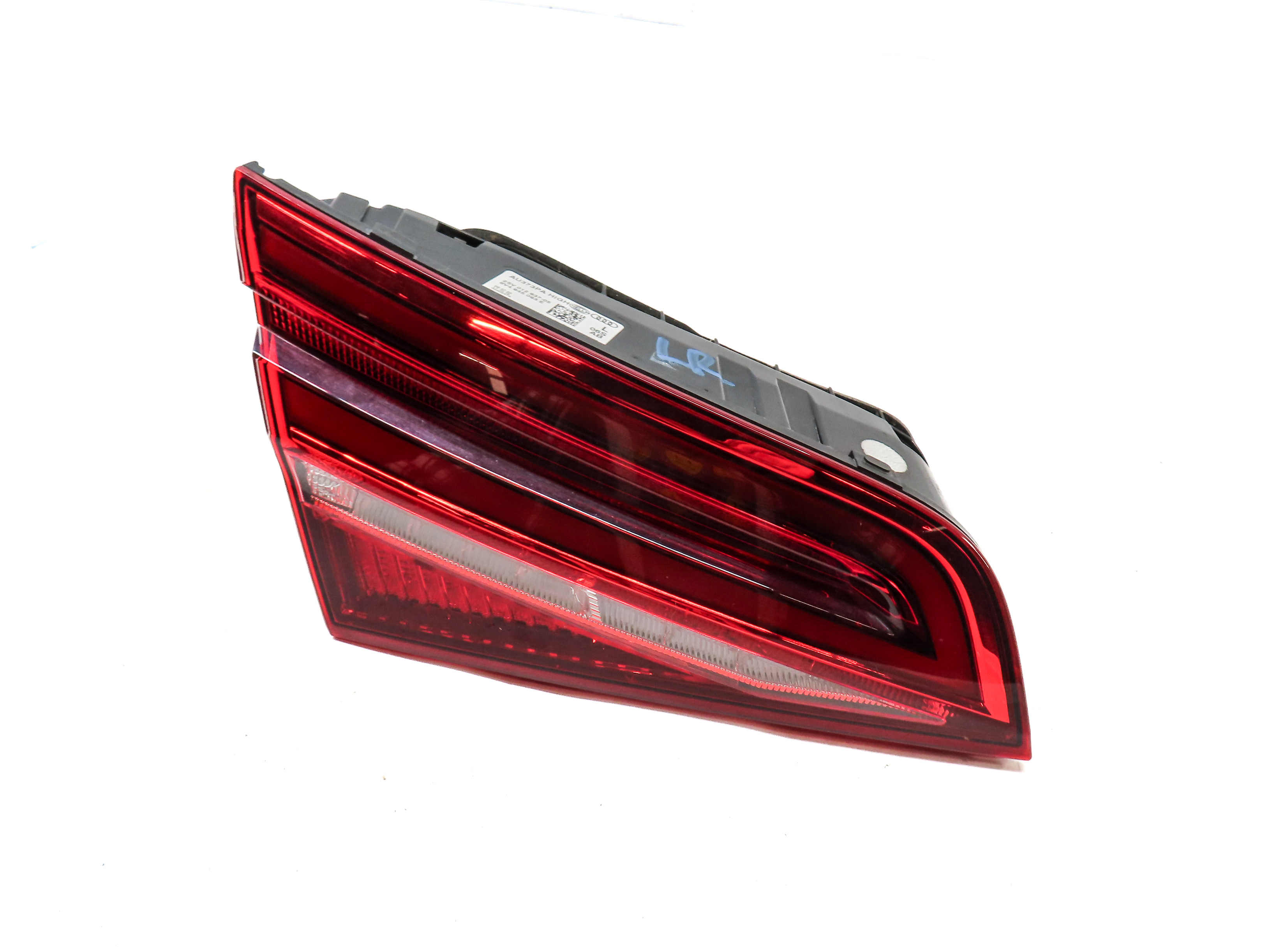 2016-2018 AUDI A3 E-TRON (8VF) LEFT DRIVER REAR INNER TAILLIGHT LIGHT LAMP (LED) — exact item pictured
